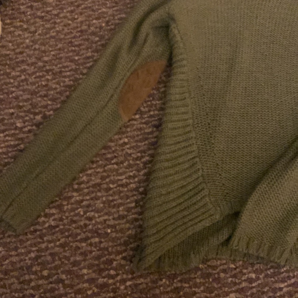 Sweater - Picture 2 of 3